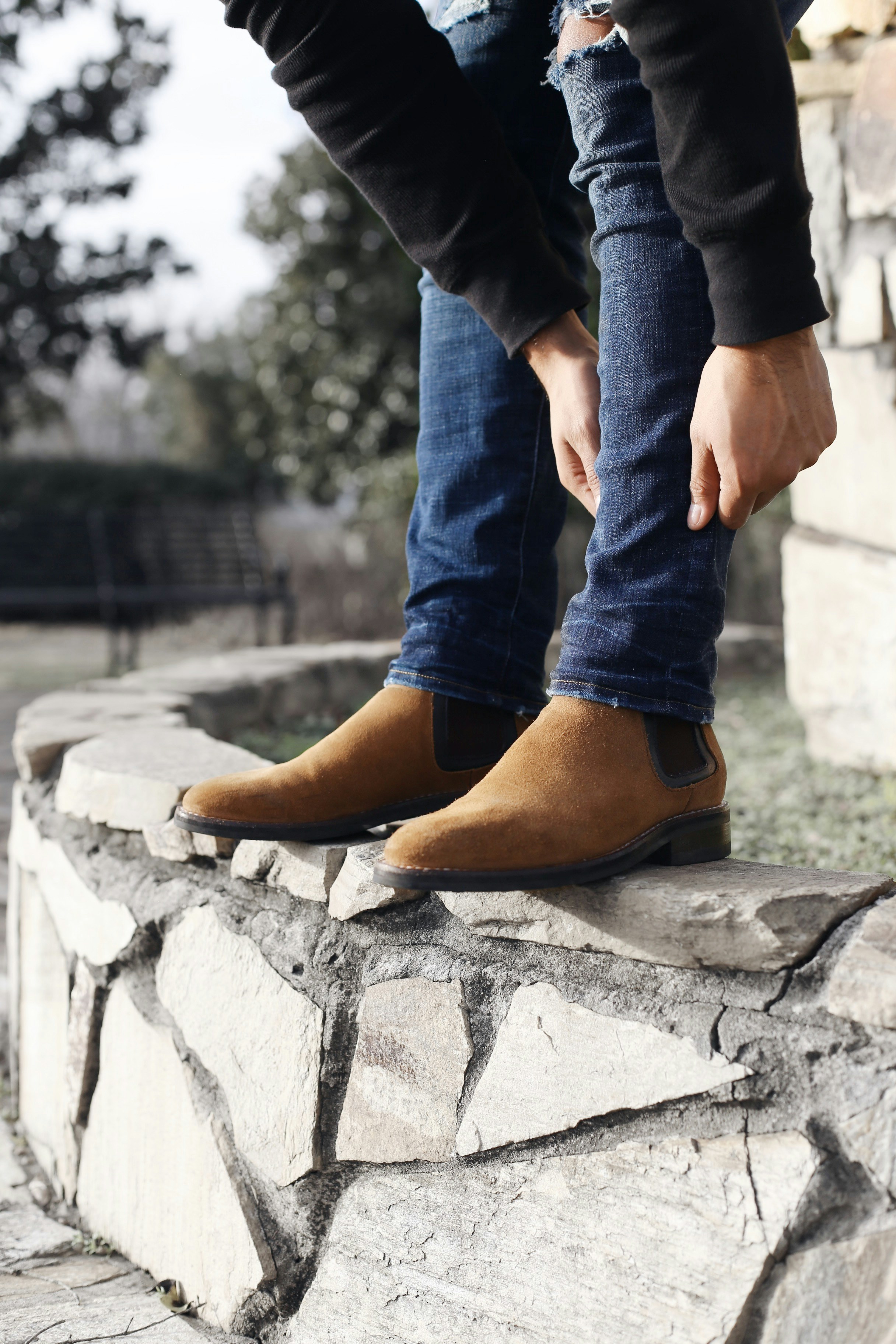 men's flare jeans with Chelsea boots